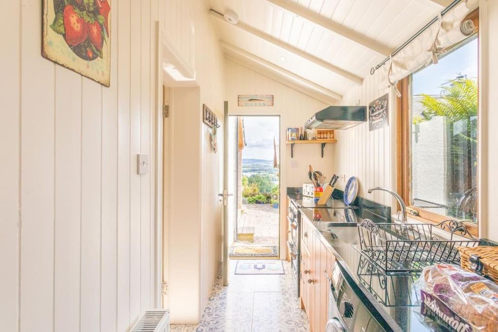 The Stable - Cottage With A Spectacular Lake View Port Of Menteith Ngoại thất bức ảnh